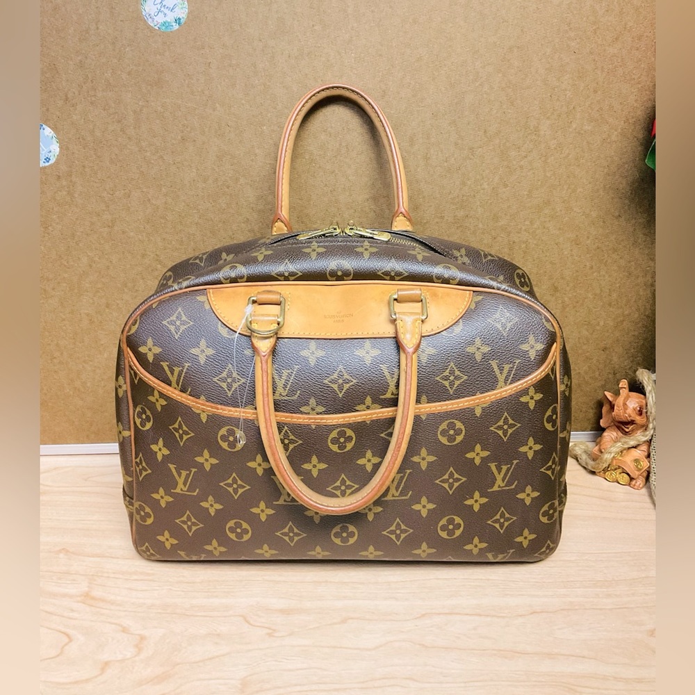 LOUIS VUITTON ✅AUTHENTIC LARGE DEAUVILLE BAG - Picture 2 of 11